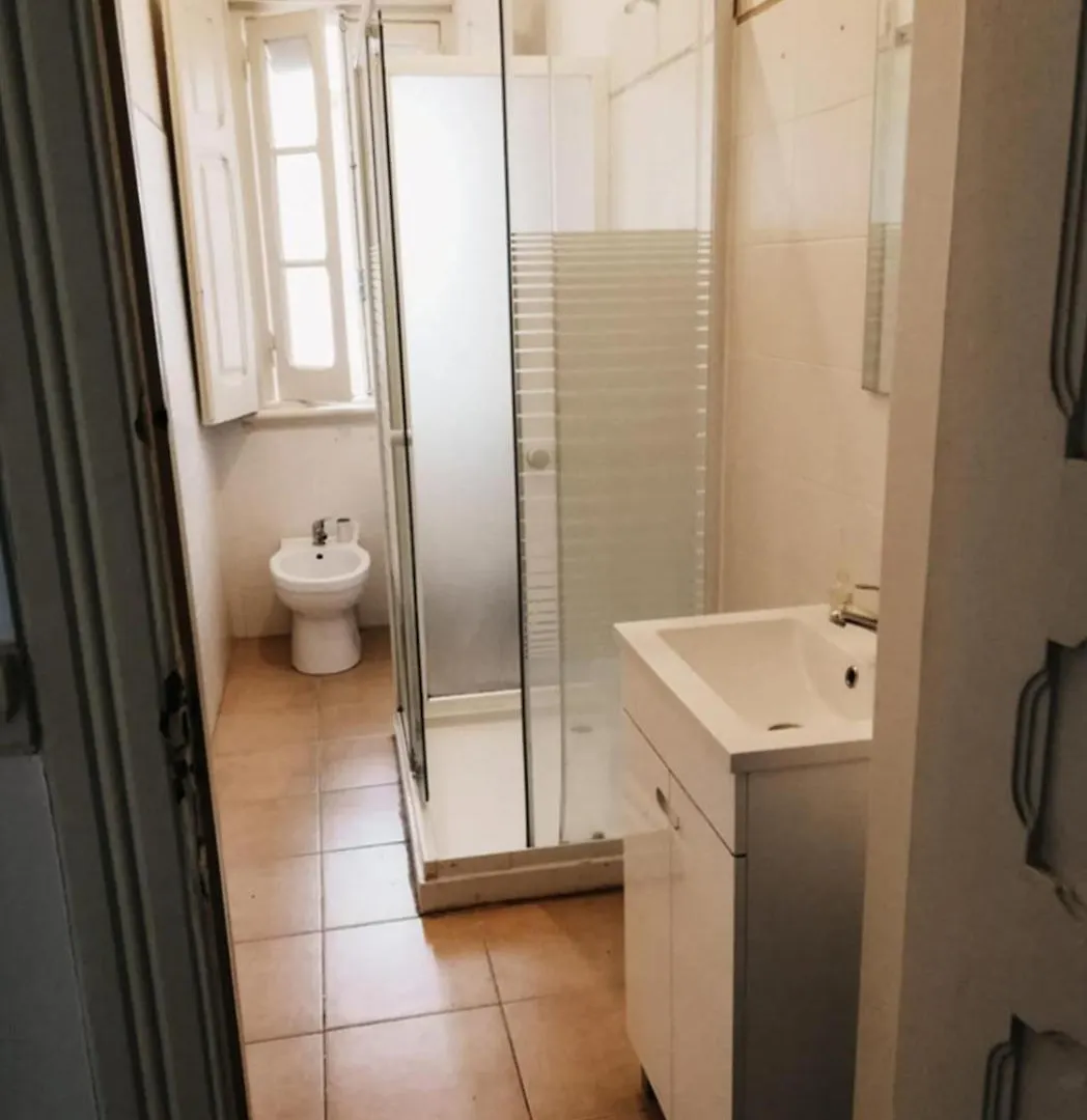 Homestay Alameda House Apartment Lisbon