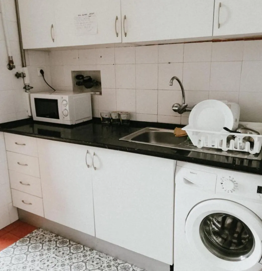 Homestay Alameda House Apartment Lisbon