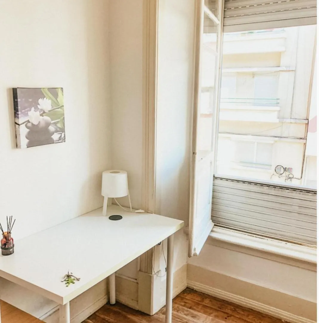 Homestay Alameda House Apartment Lisbon Portugal