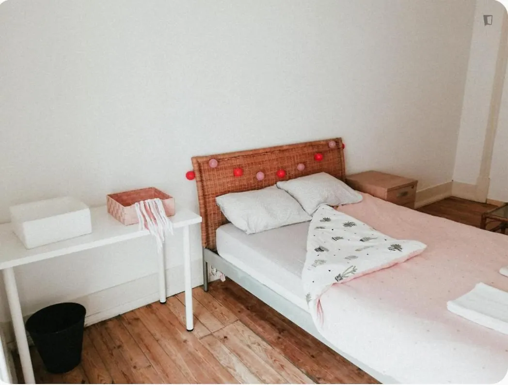 Homestay Alameda House Apartment Lisbon